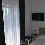 Jurgen Hotel