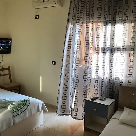 Jurgen Hotel 3*