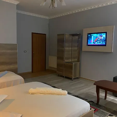 Jurgen Hotel