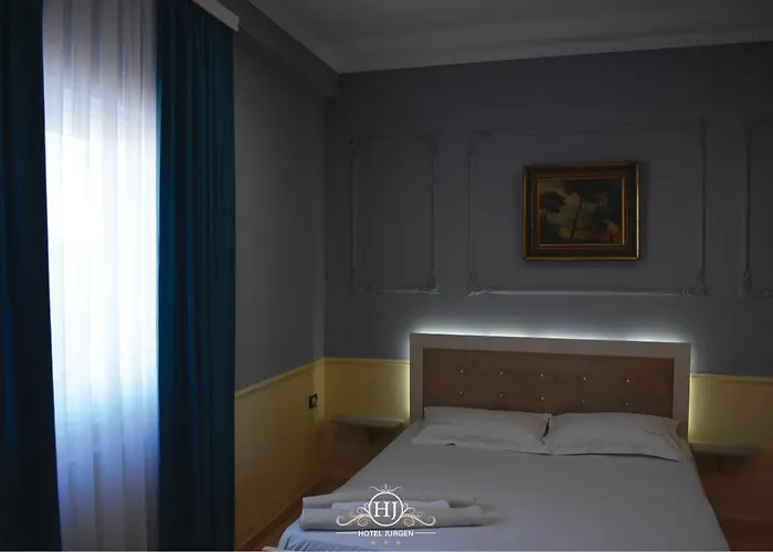 Jurgen Hotel 3*